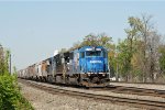 NS 6704 leads train 50T thru the yard